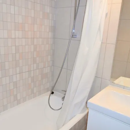 Apartment Cosy Centre Station, Au Pied Des Pistes, 2 Pieces, Parking, 6 Pers - Fr-1-516-99